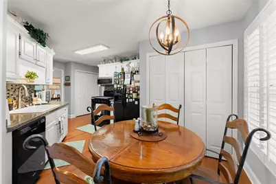 6229 Ivy Springs Drive, Flowery Branch, GA 30542 - Photo 14