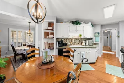 6229 Ivy Springs Drive, Flowery Branch, GA 30542 - Photo 16