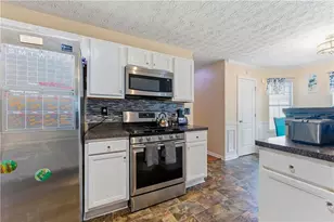 1600 Gallup Dr, Stockbridge, GA 30281 - Photo 4