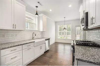 352 Davis Street, Monroe, GA 30655 - Photo 14