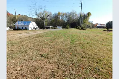 332 Newtown Road NE, Calhoun, GA 30701 - Photo 2