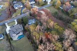 4402 Blackland Dr, Marietta, GA 30067 - Photo 24