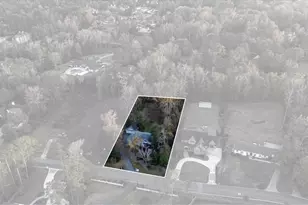 4402 Blackland Dr, Marietta, GA 30067 - Photo 4