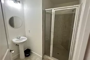 726 Cosmopolitan Dr NE, Atlanta, GA 30324 - Photo 12