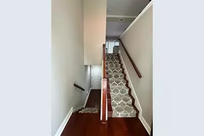 726 Cosmopolitan Drive NE, Atlanta, GA 30324 - Photo 2