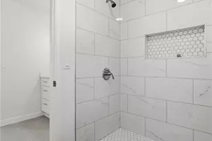 746 Oxford Ct SW, Lilburn, GA 30047 - Photo 34