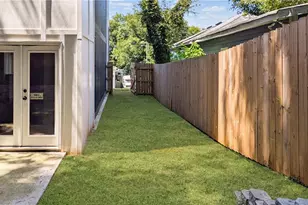 1052 Windsor St SW, Atlanta, GA 30310 - Photo 16