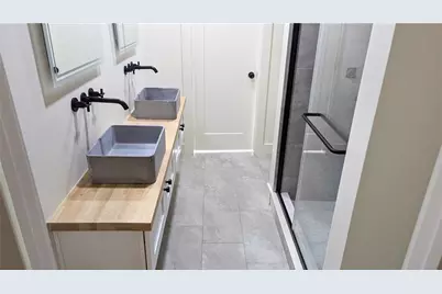 1052 Windsor Street SW, Atlanta, GA 30310 - Photo 12