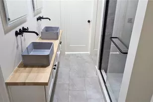 1052 Windsor St SW, Atlanta, GA 30310 - Photo 12