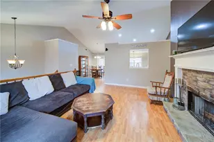 6360 Countryland Dr, Dawsonville, GA 30534 - Photo 2