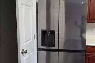 1342 Thornborough Dr, Alpharetta, GA 30004 - Photo 4