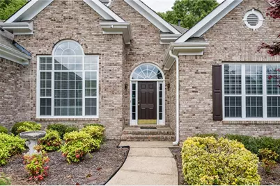 4264 Milford Place, Hoschton, GA 30548 - Photo 4