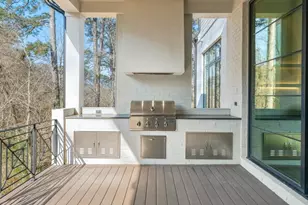 469 Emily Reed Ln Lot 11, Atlanta, GA 30342 - Photo 10