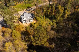 469 Emily Reed Ln Lot 11, Atlanta, GA 30342 - Photo 20