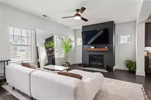 1870 Lucy Compton Ln NW, Atlanta, GA 30318 - Photo 8