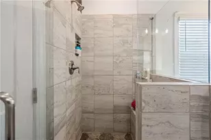 1870 Lucy Compton Ln NW, Atlanta, GA 30318 - Photo 28