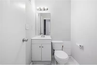 936 Six Oaks Circle #B, Norcross, GA 30093 - Photo 10