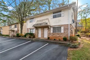 936 6 Oaks Cir, Norcross, GA 30093 - Photo 2