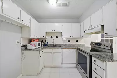 936 Six Oaks Circle #B, Norcross, GA 30093 - Photo 14