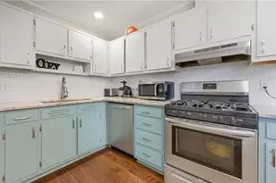 1454 Helen Ln SW, Atlanta, GA 30331 - Photo 10