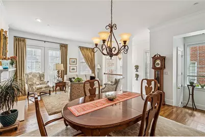 987 Emory Parc, Decatur, GA 30033 - Photo 4