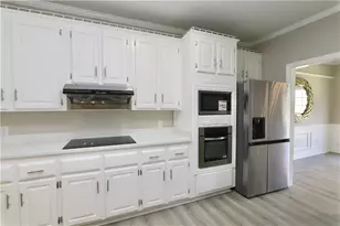 741 Maggie Ct, Kennesaw, GA 30144 - Photo 18