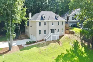 741 Maggie Ct, Kennesaw, GA 30144 - Photo 2