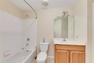 3040 Peachtree Rd NW, Atlanta, GA 30305 - Photo 12