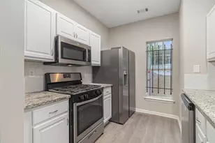 2563 Walden Lake Dr, Decatur, GA 30035 - Photo 14