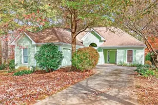 1010 Oconee Forest Ln, Watkinsville, GA 30677 - Photo 2