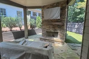 315 Landing Entry, Alpharetta, GA 30022 - Photo 2