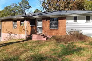 678 Quaker St SW, Atlanta, GA 30315 - Photo 4