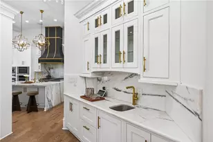 5320 Riverview Rd NW, Atlanta, GA 30327 - Photo 10