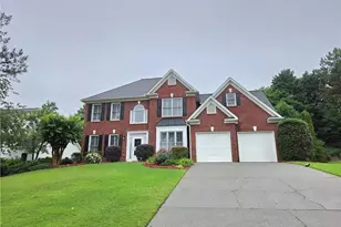 3715 Ridgeside Ct, Suwanee, GA 30024 - Photo 2