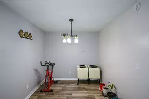 1126 Mainstreet Valley Dr, Stone Mountain, GA 30088 - Photo 8