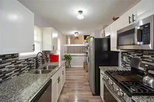 1126 Mainstreet Valley Dr, Stone Mountain, GA 30088 - Photo 14