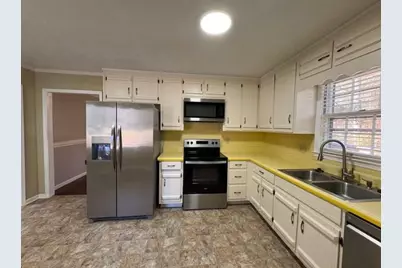 2490 Trent Drive, Marietta, GA 30066 - Photo 6