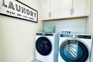 384 Sunset Hollow St, Sugar Hill, GA 30518 - Photo 32