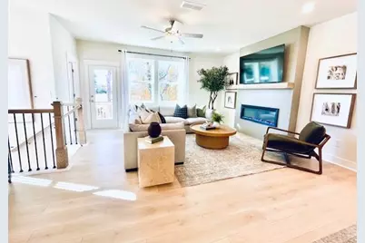 384 Sunset Hollow Street, Sugar Hill, GA 30518 - Photo 18