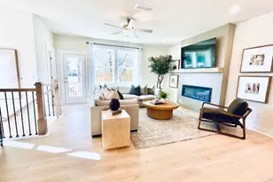 384 Sunset Hollow St, Sugar Hill, GA 30518 - Photo 18