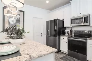 344 Grand Magnolia St, Jackson, GA 30233 - Photo 6