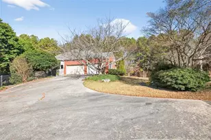 2051 Lindsay Ln, Dacula, GA 30019 - Photo 6