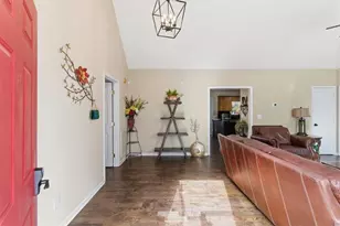 127 Prince Albert Ct SW, Calhoun, GA 30701 - Photo 4