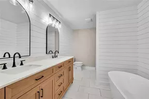 1874 Phillips Ave, East Point, GA 30344 - Photo 14