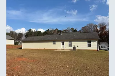 404 Thorn Thicket Drive, Rockmart, GA 30153 - Photo 2