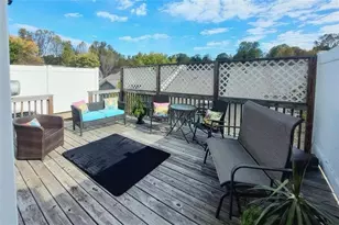 928 Pierce Ivy Ct, Lawrenceville, GA 30043 - Photo 6