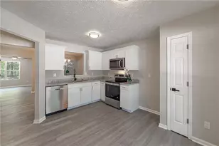 3017 Waldrop Cir, Decatur, GA 30034 - Photo 8