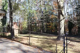 2682 Westchester Dr, East Point, GA 30344 - Photo 12