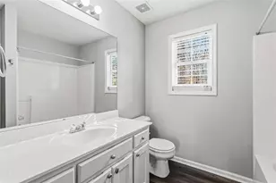 825 Somerset Vale Dr, Lawrenceville, GA 30044 - Photo 20