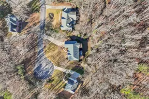 1525 Habersham Pl, Cumming, GA 30041 - Photo 4